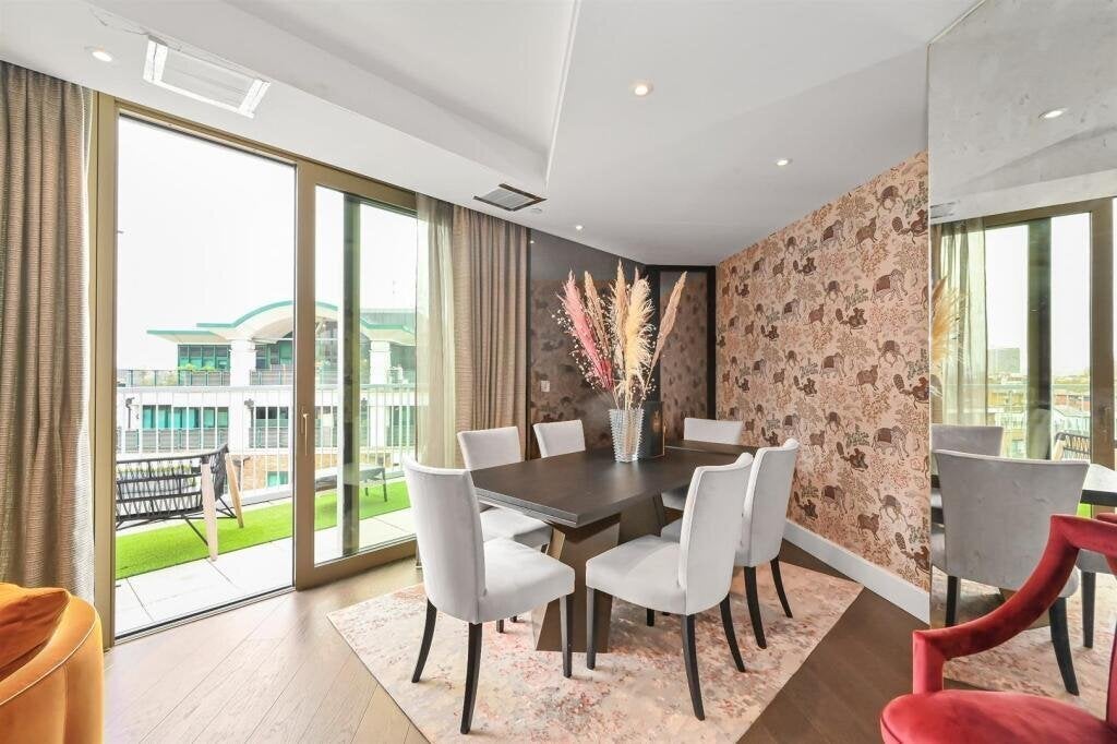 Flat Warwick Lane in Greater London