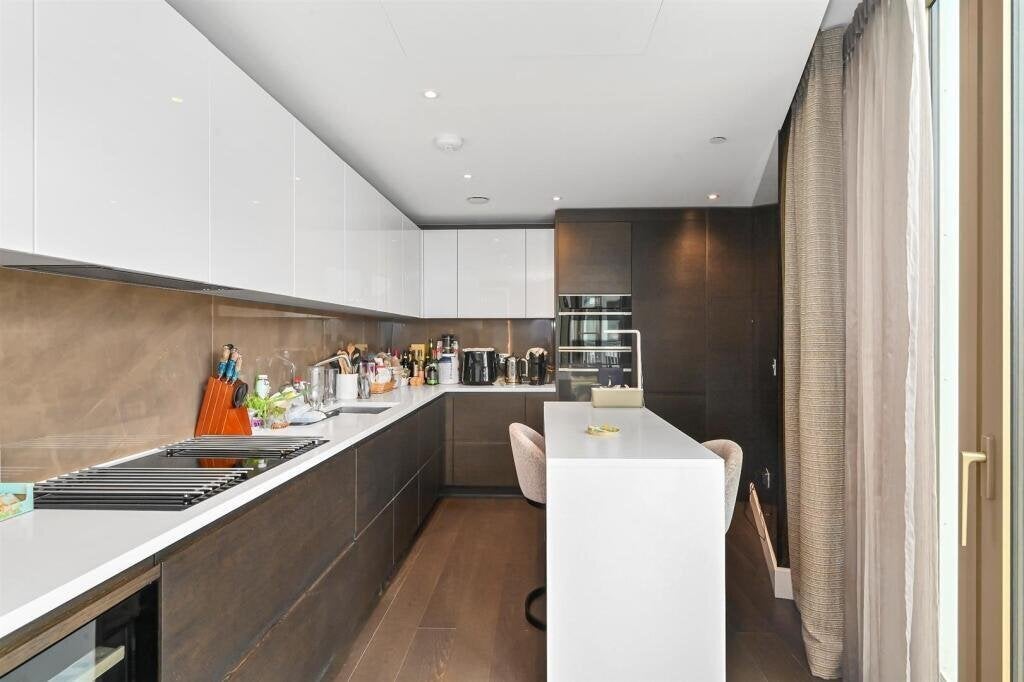 Flat Warwick Lane in Greater London