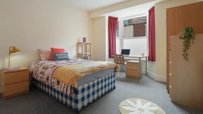 Flat Denham Road in Sheffield