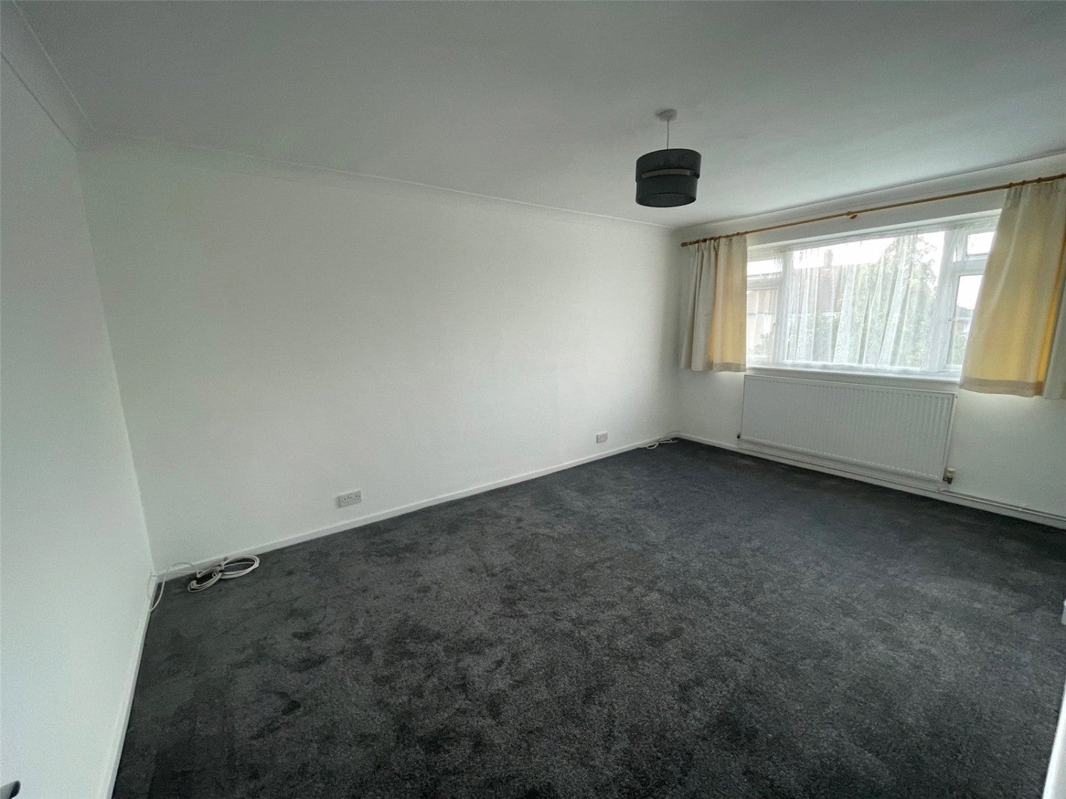 Flat Onslow Drive in Greater London