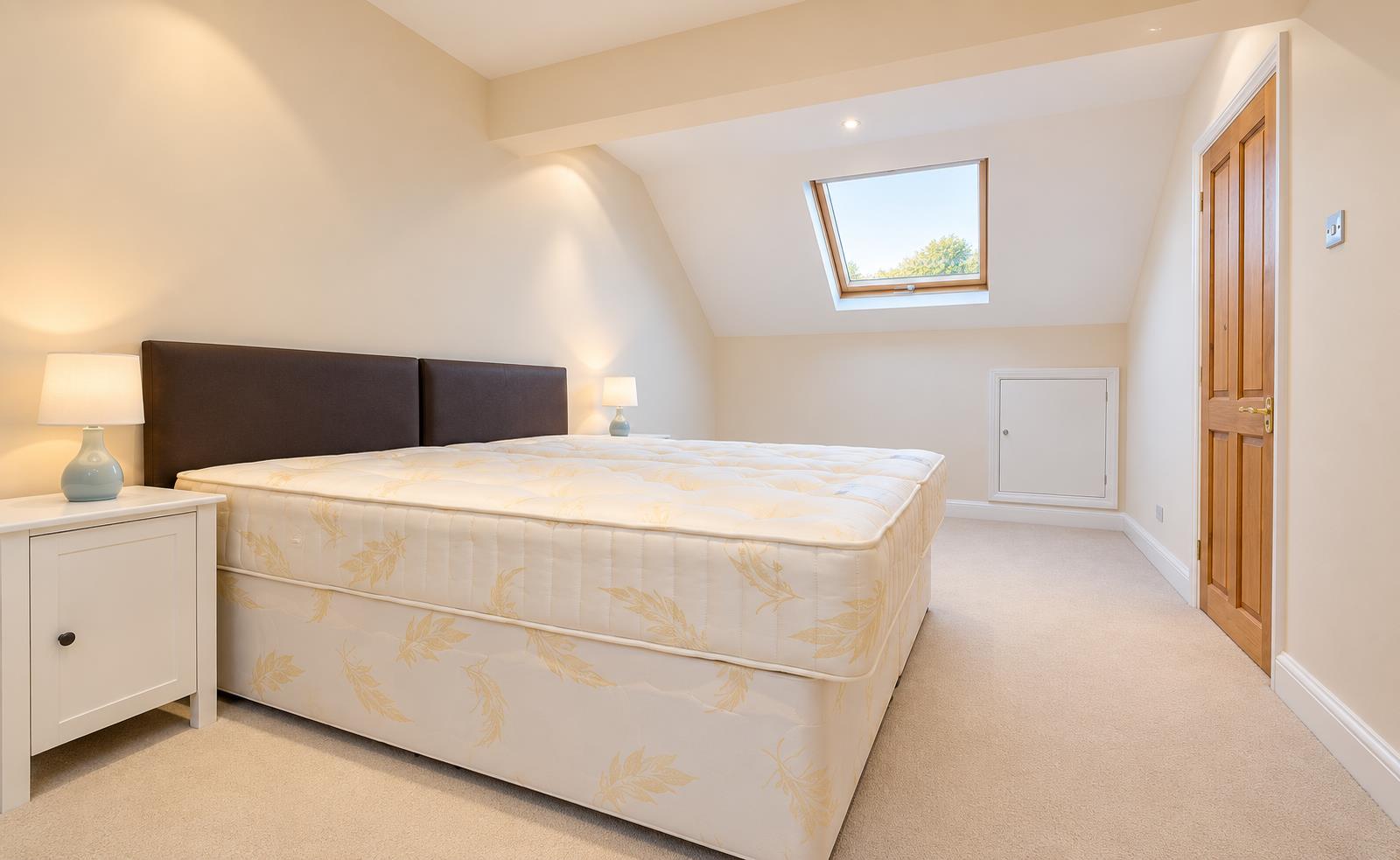 House Cissbury Ring South in Greater London