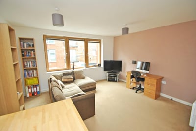 Flat Anvil Street in Bristol