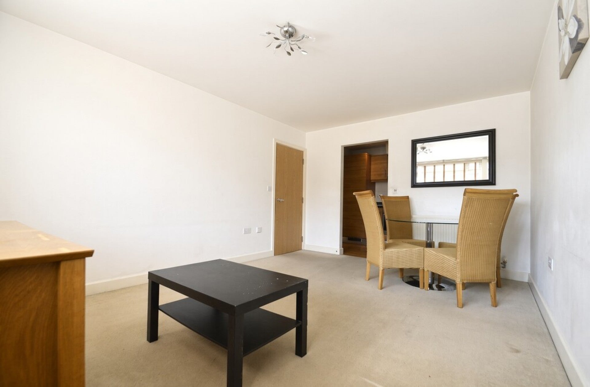 Flat Denham Road in Borough of Runnymede