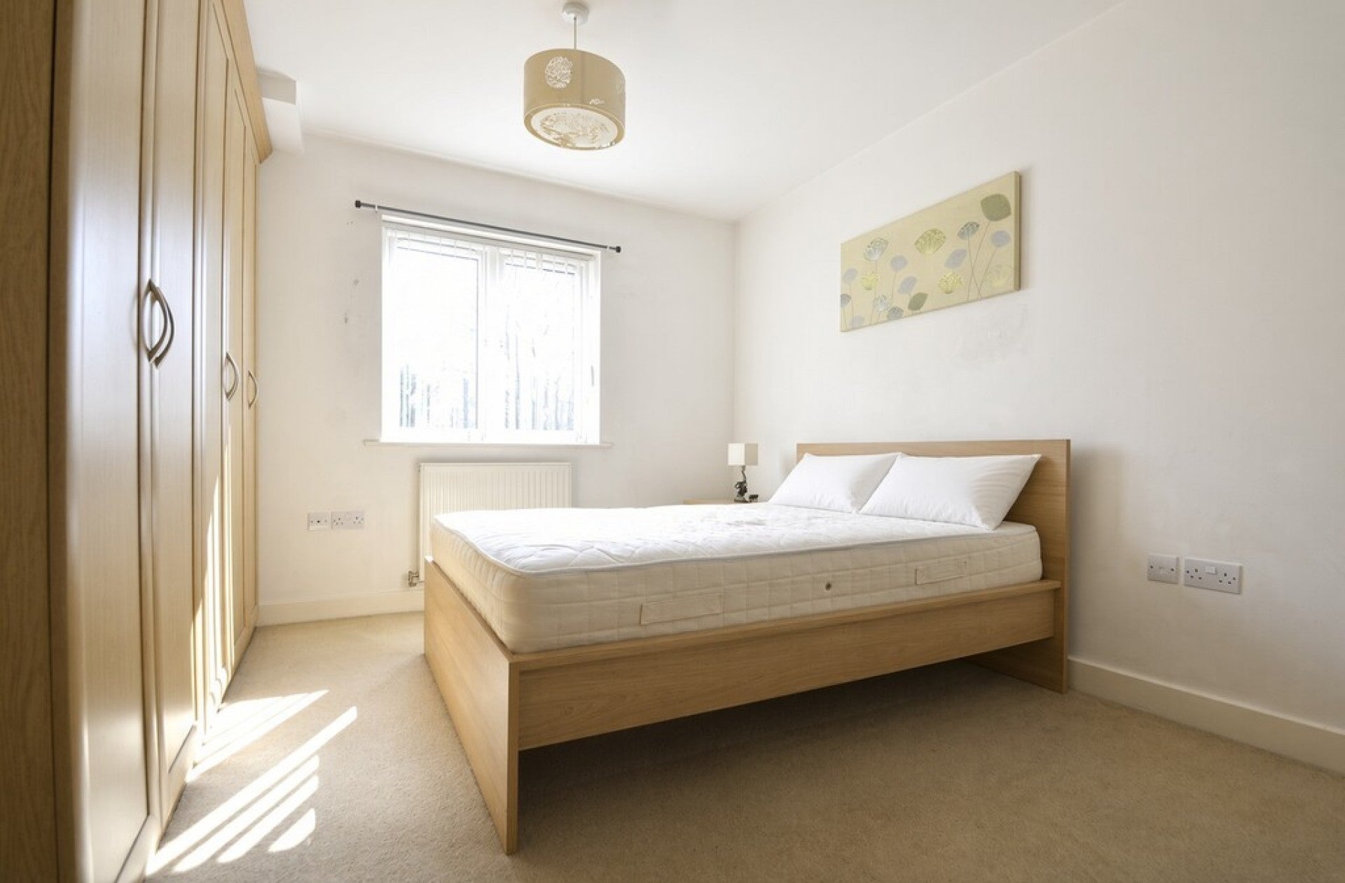 Flat Denham Road in Borough of Runnymede