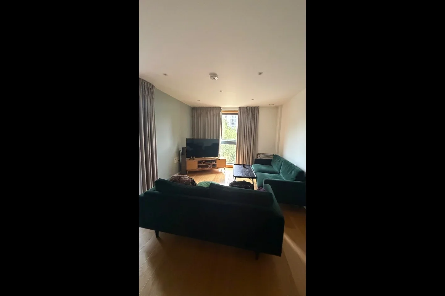 Room Anthems Way in Greater London