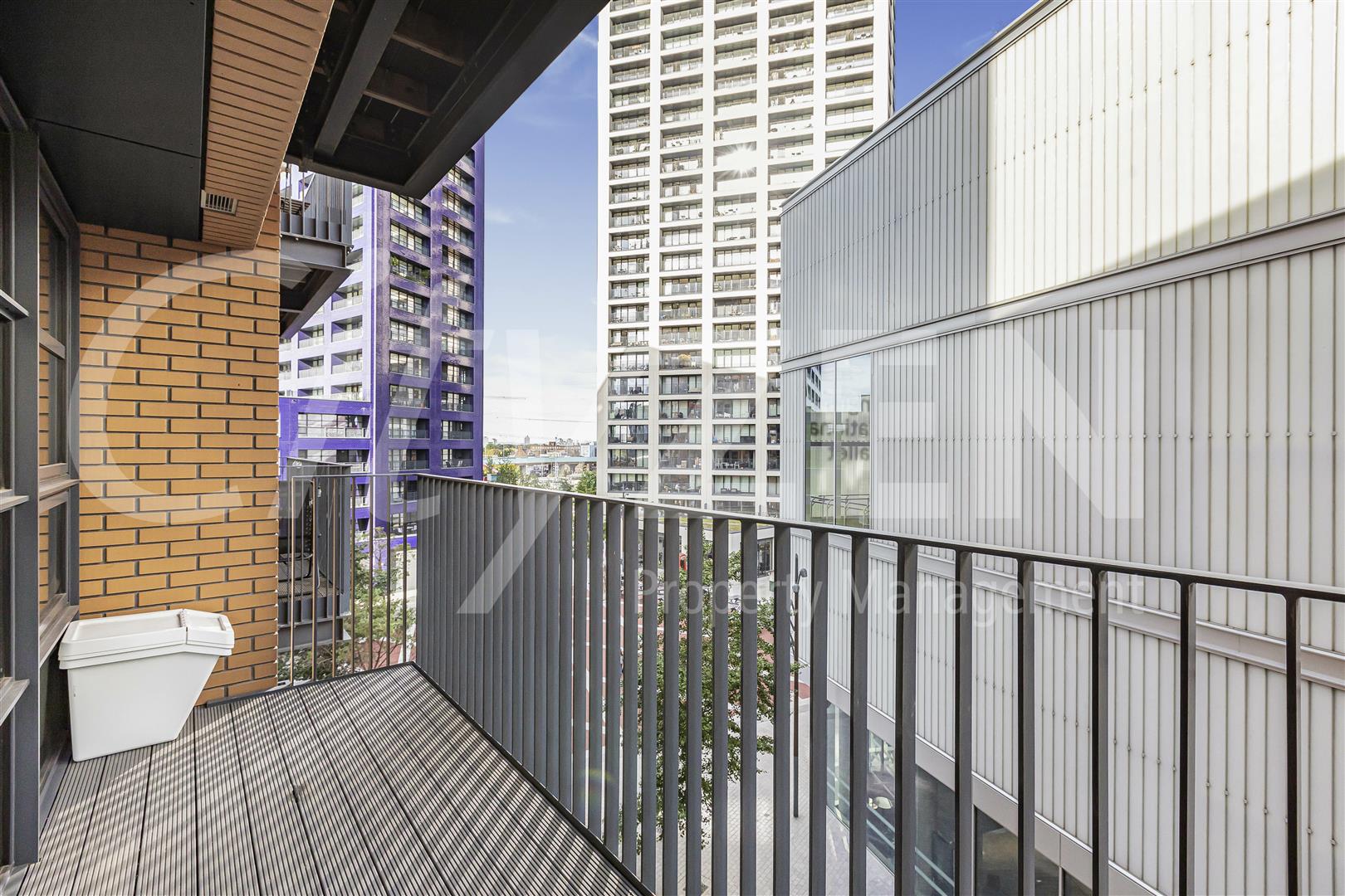 Flat Lyell Street in Greater London
