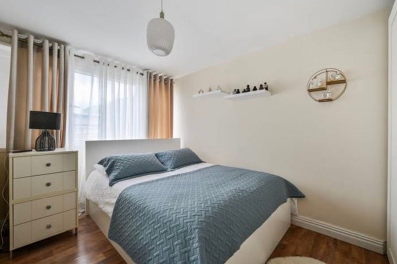 Flat Norman Road in Greater London