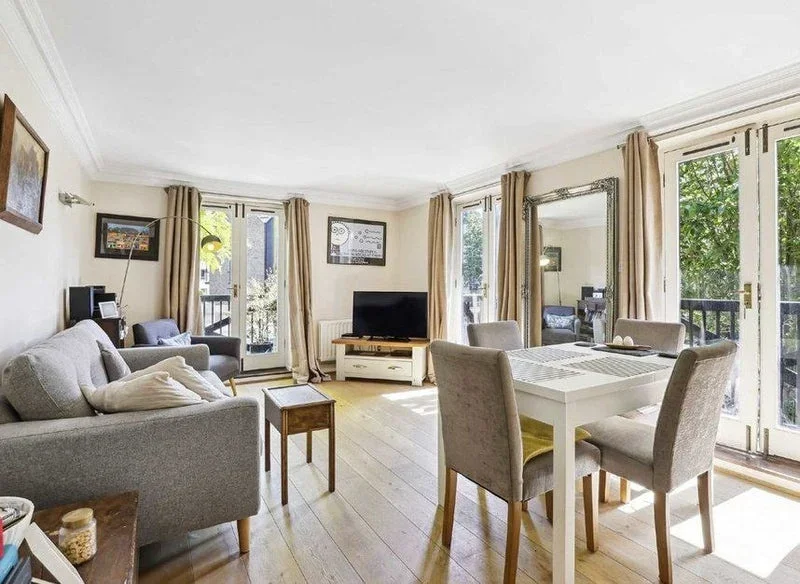 Room Mill Plat in Greater London