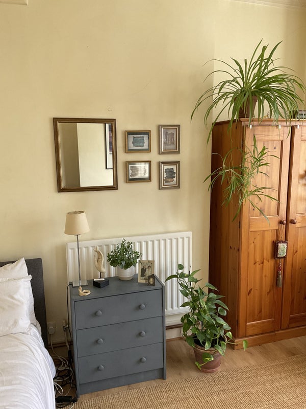 Room Holmewood Road in Greater London