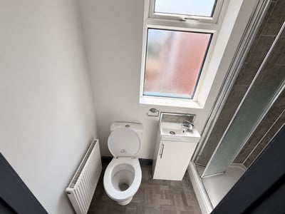 Room Lowther Road in Doncaster