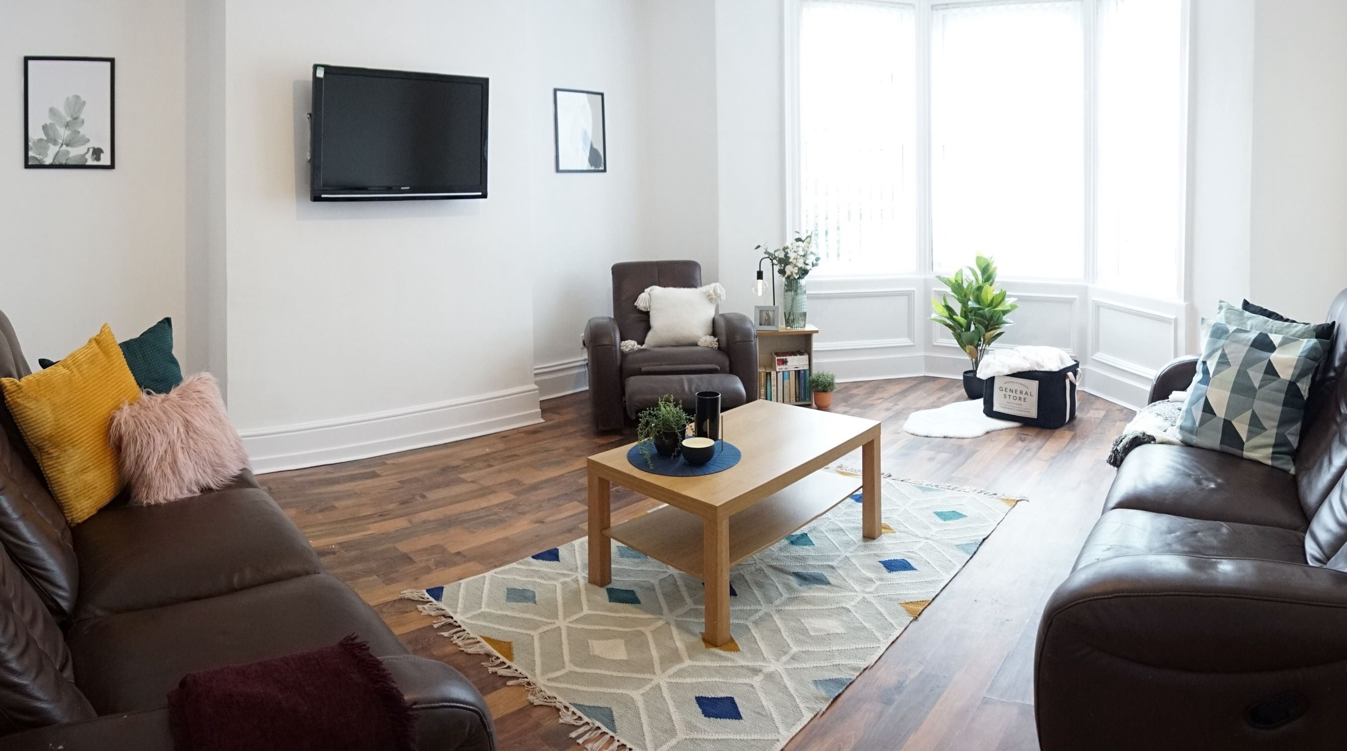 Flat Sefton Avenue in Newcastle upon Tyne