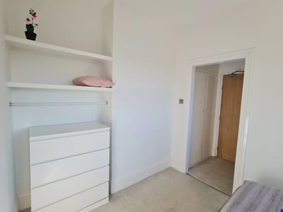 Room Higham Road in Rushden