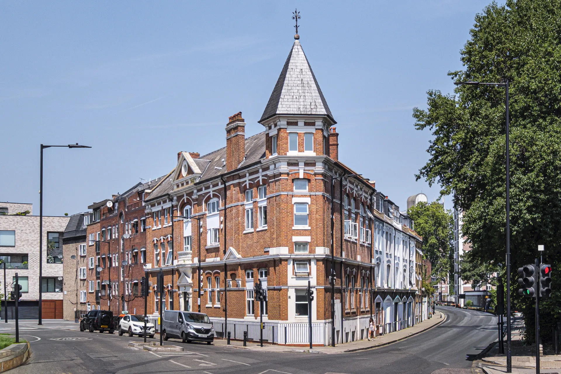 Flat Amhurst Road in Greater London