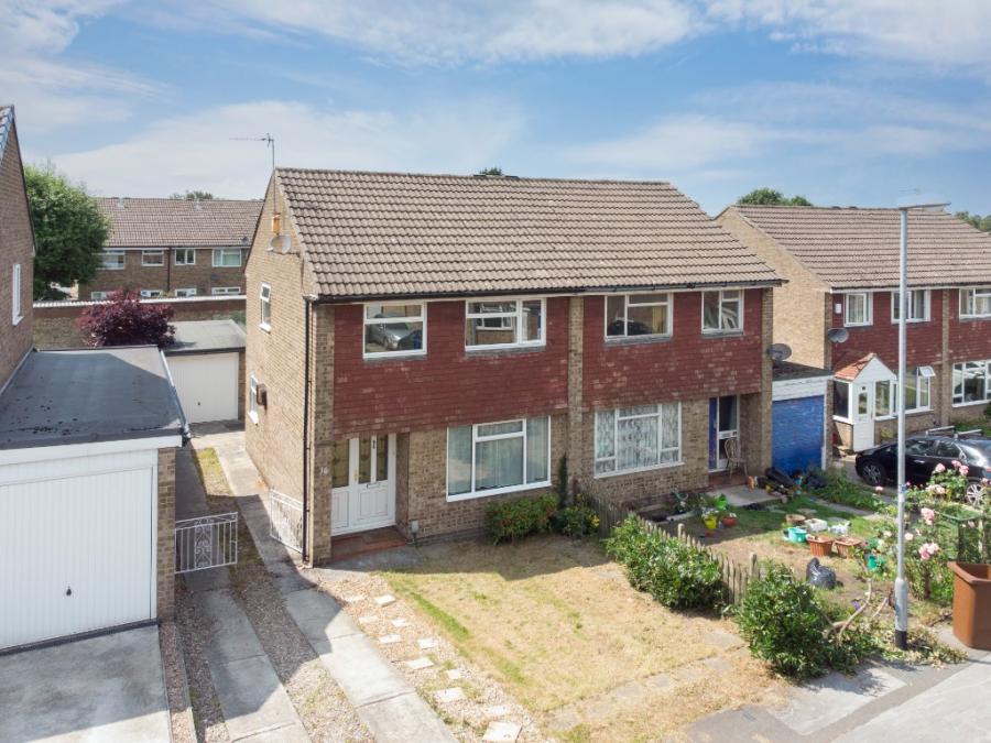 House Turnberry Rise in Leeds