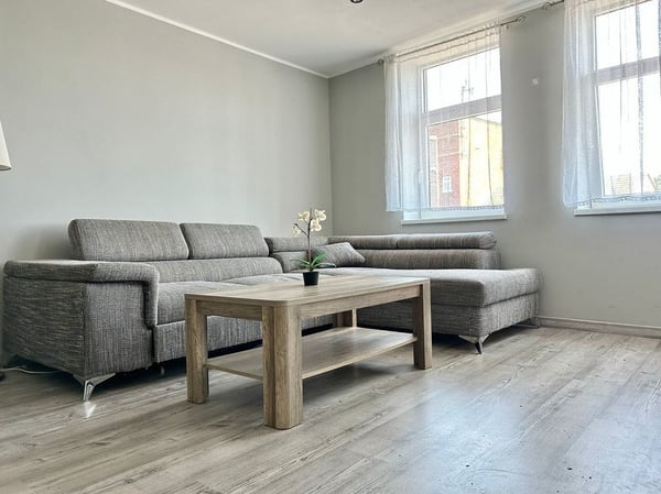 Flat Holbrook Lane in Coventry