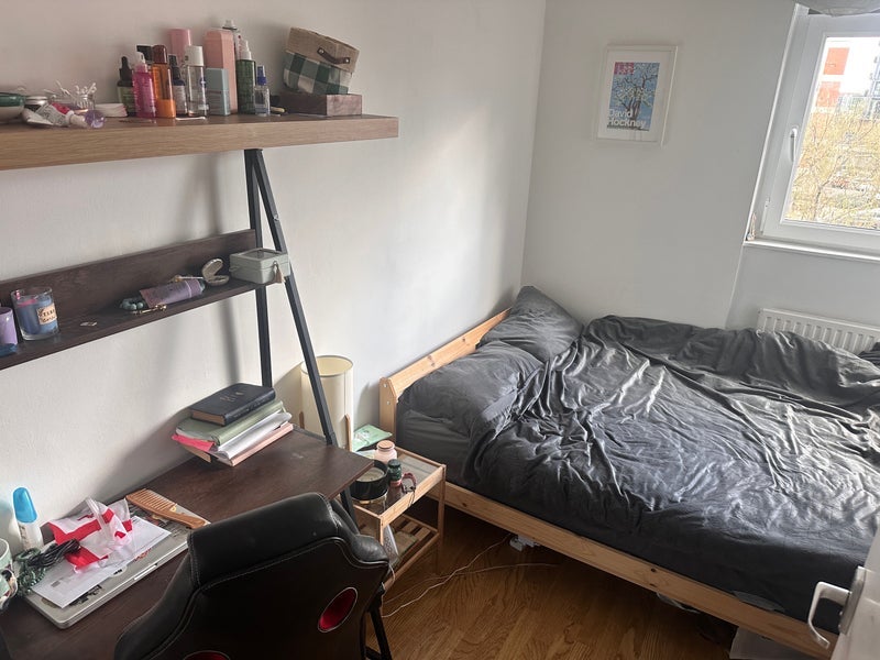 Flat Renforth Street in Greater London