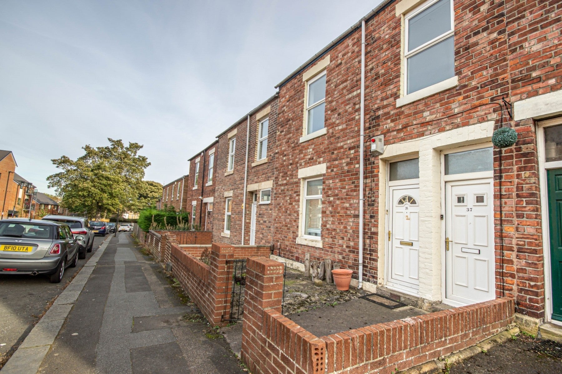 Flat Ancrum Street in Newcastle upon Tyne