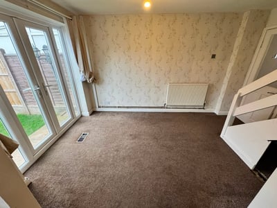 House Furzebank Way in Willenhall