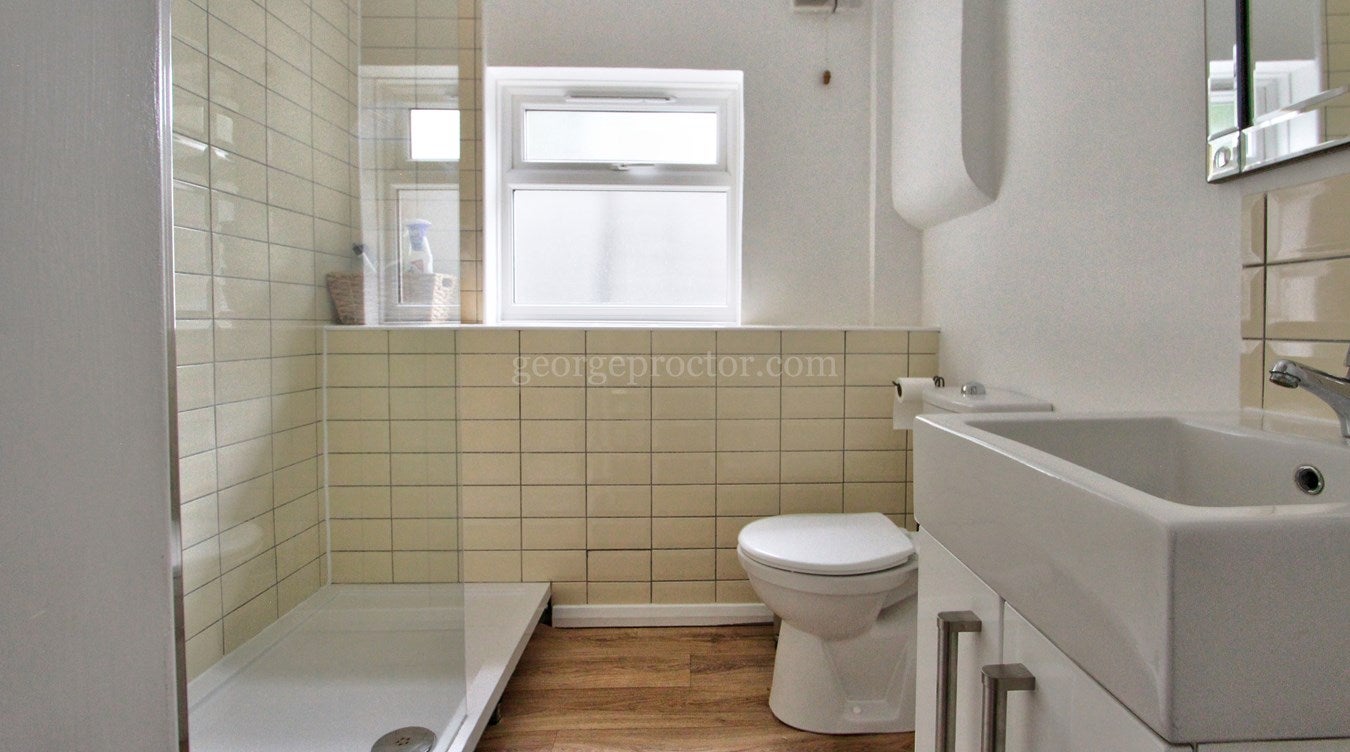 House Cowper Road in Greater London