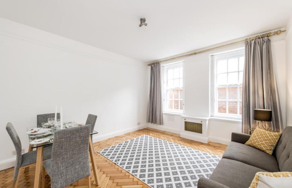 Flat Garden Road in City of Westminster