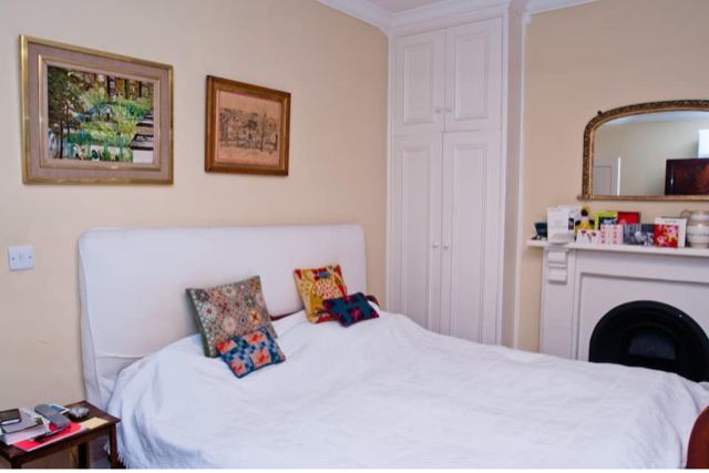 Room Afghan Road in Greater London