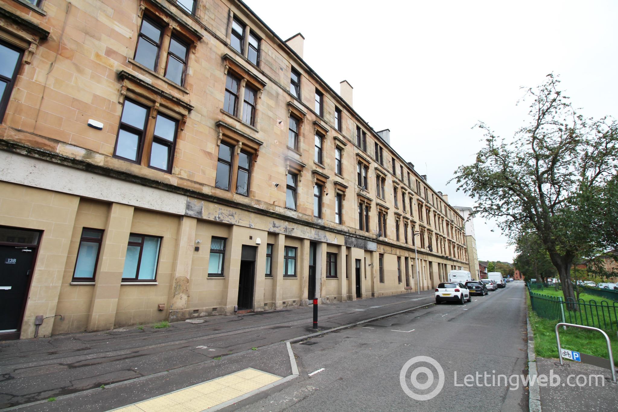 Flat Raeberry Street in Glasgow