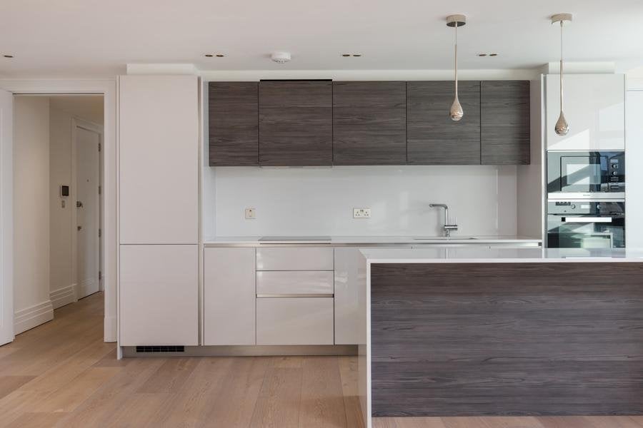 Flat Bark Place in City of Westminster