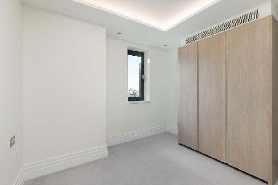 Flat Bark Place in City of Westminster