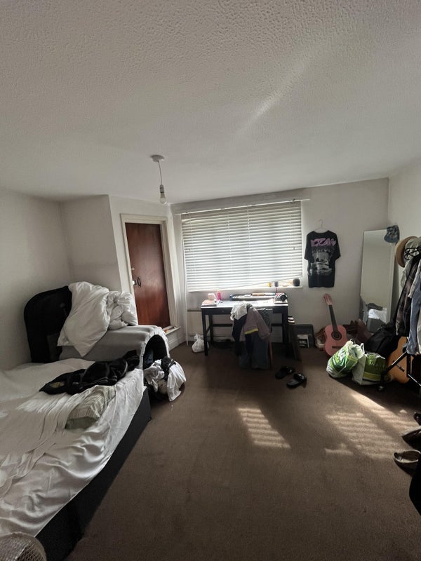 Room Hampstead Walk in Greater London