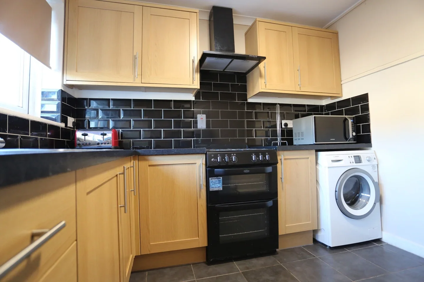 Flat Hogarth Close in Greater London