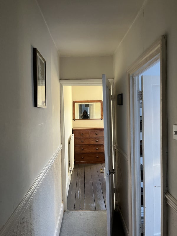 Room Purves Road in Greater London
