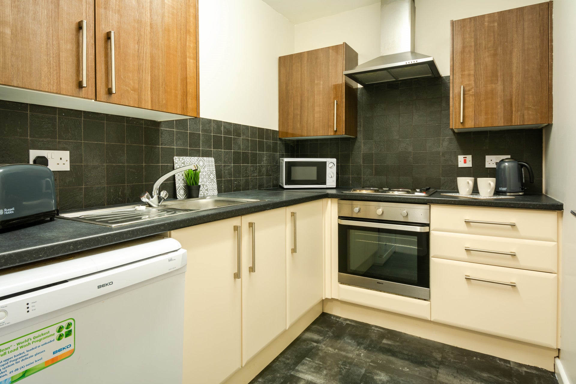 Flat Otley Road in Leeds