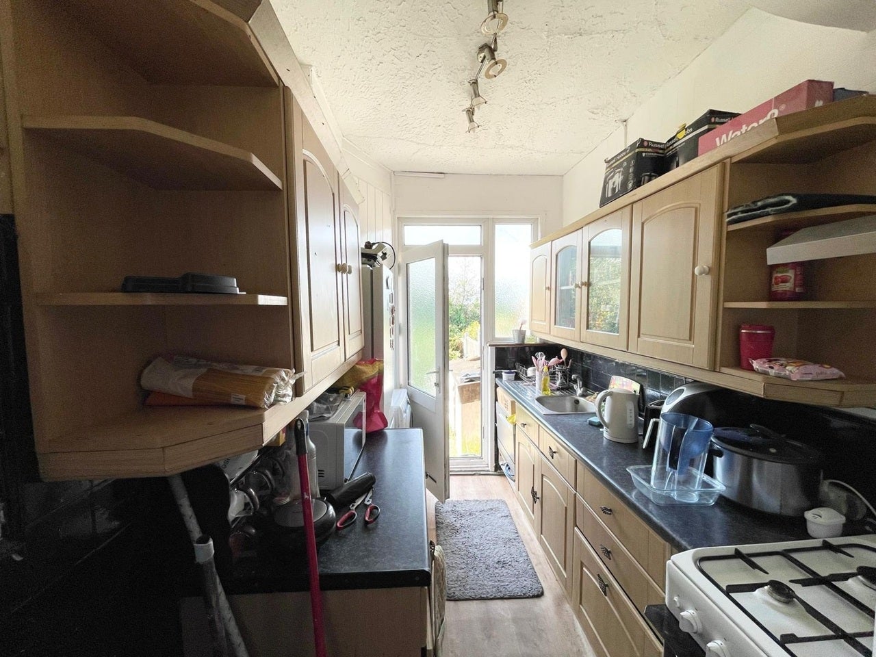 Room Higham Road in Greater London