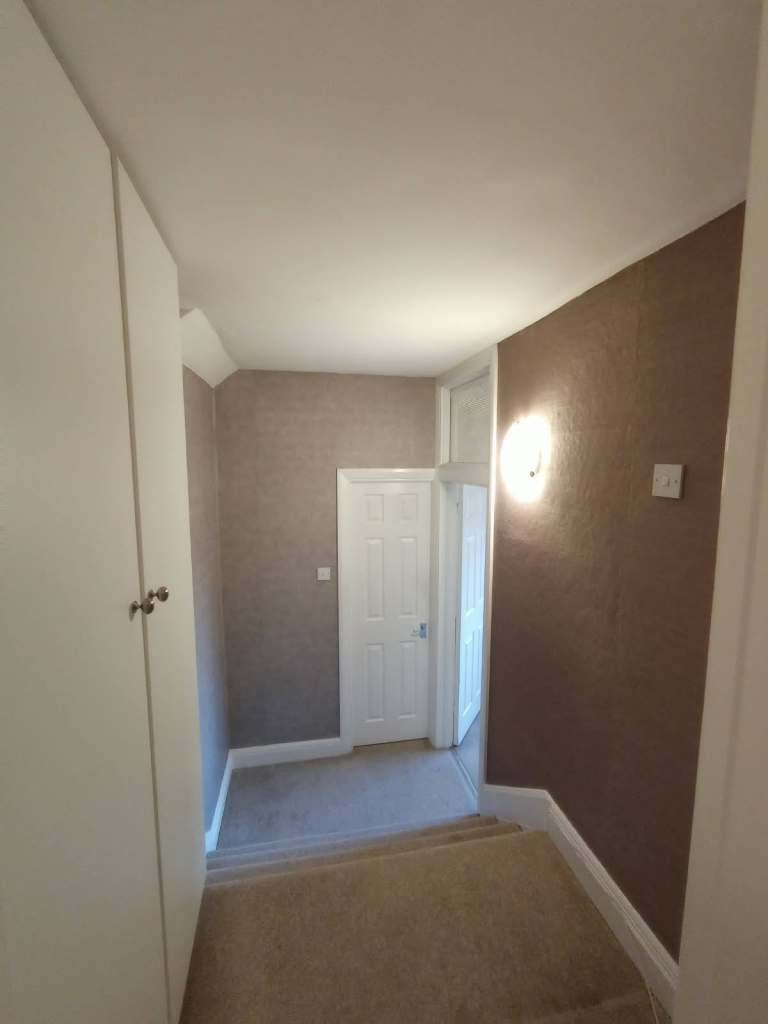 Flat Teignmouth Road in Greater London