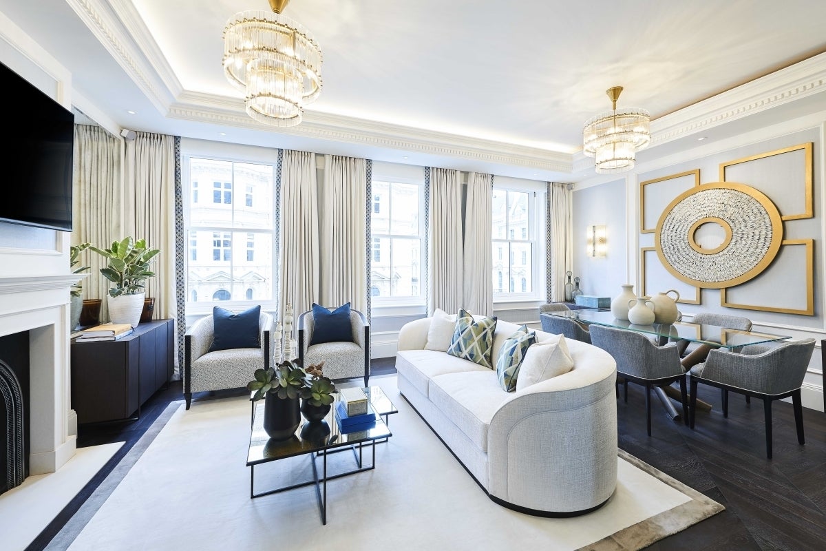 Flat Prince of Wales Terrace in Greater London