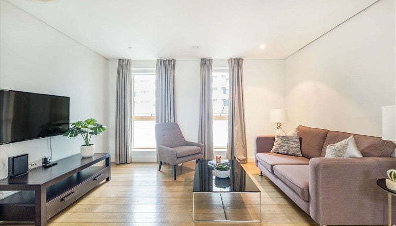 Flat Merchant Square in City of Westminster