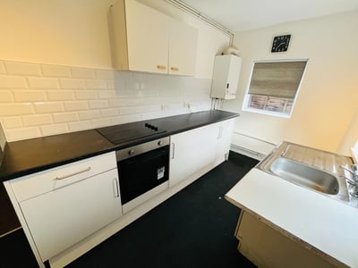 Flat Vicarage Lane in Coventry