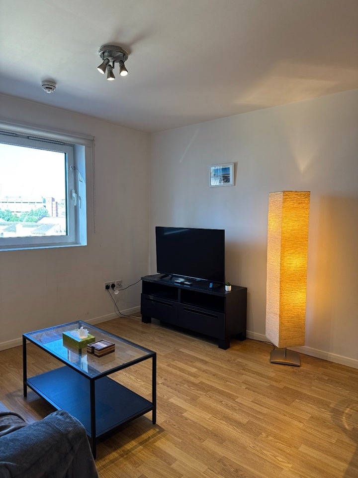 Flat Roffey Street in Greater London