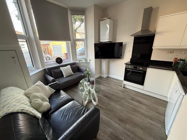 Flat Charnwood Grove in Rushcliffe