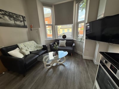 Flat Charnwood Grove in Rushcliffe
