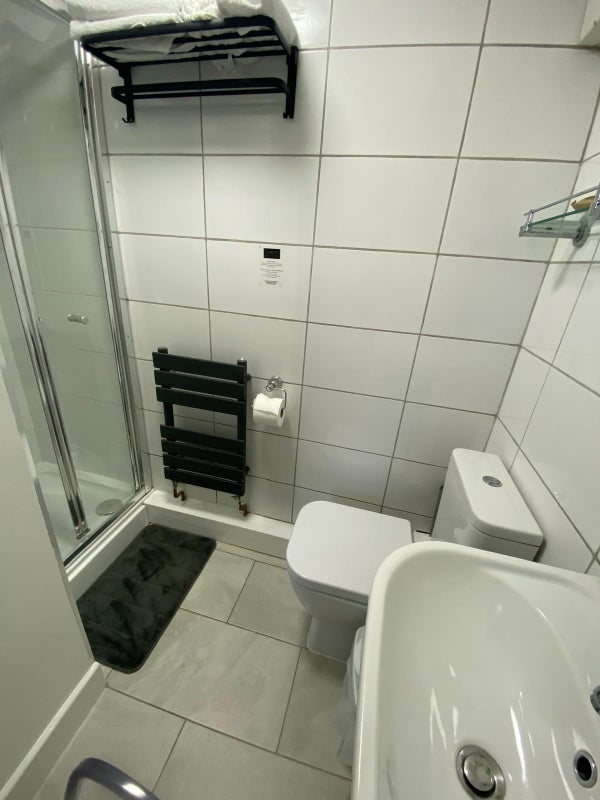 Room Bath Street in Southport