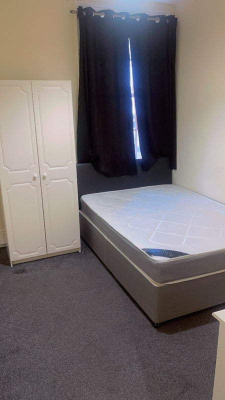 Flat Hagley Road in Birmingham
