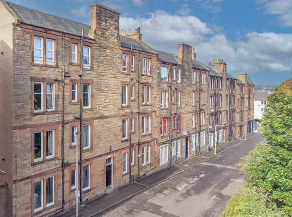 Flat Appin Terrace in City of Edinburgh