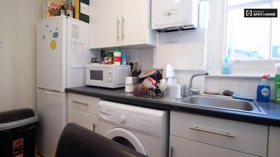 Flat Uxbridge Road in Greater London