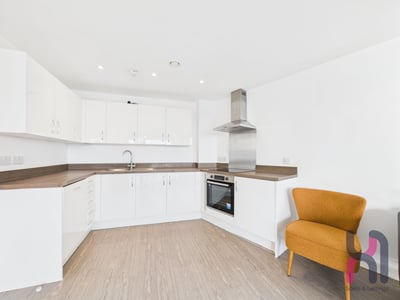 Flat Oldfield Road in Salford