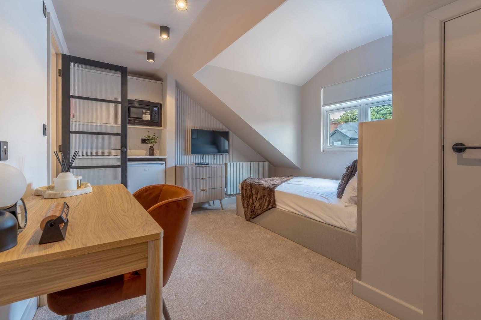 Room Teignmouth Road in Birmingham