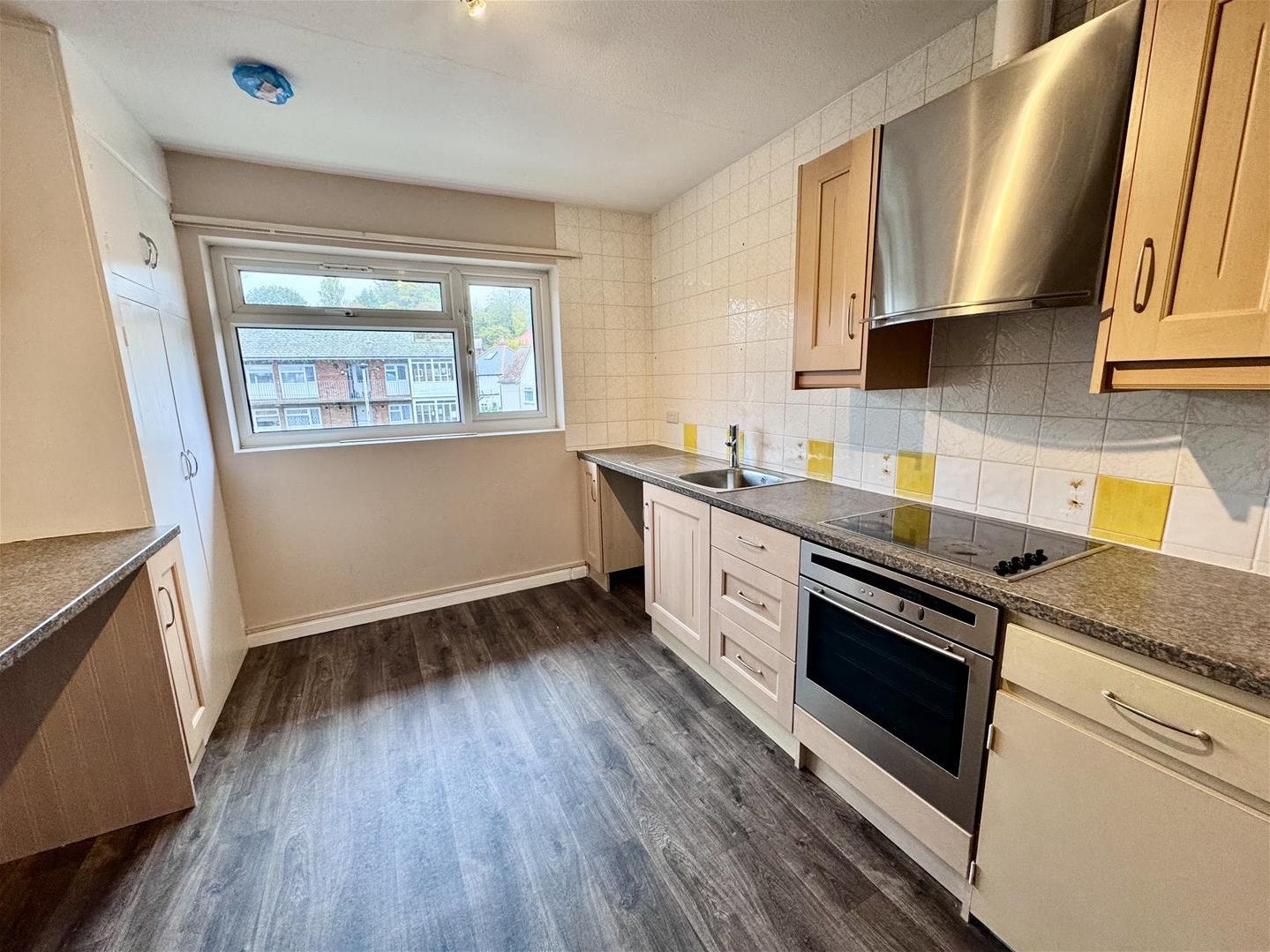 Flat Scalby Road in Scarborough