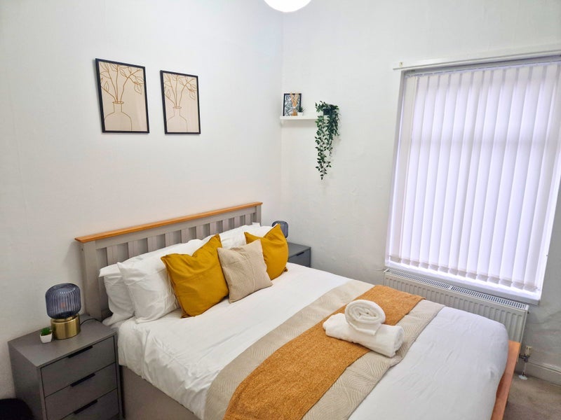 Room Leng Road in Manchester