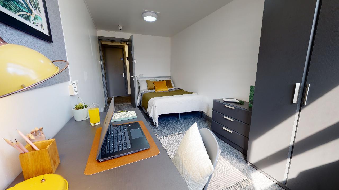 Room Stoddart Street in Newcastle upon Tyne