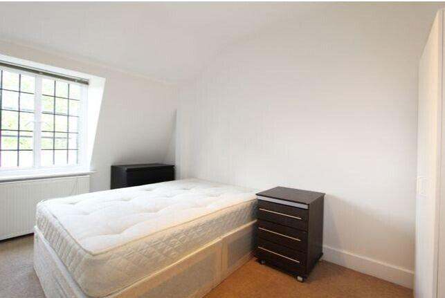 Flat Westbourne Terrace in City of Westminster